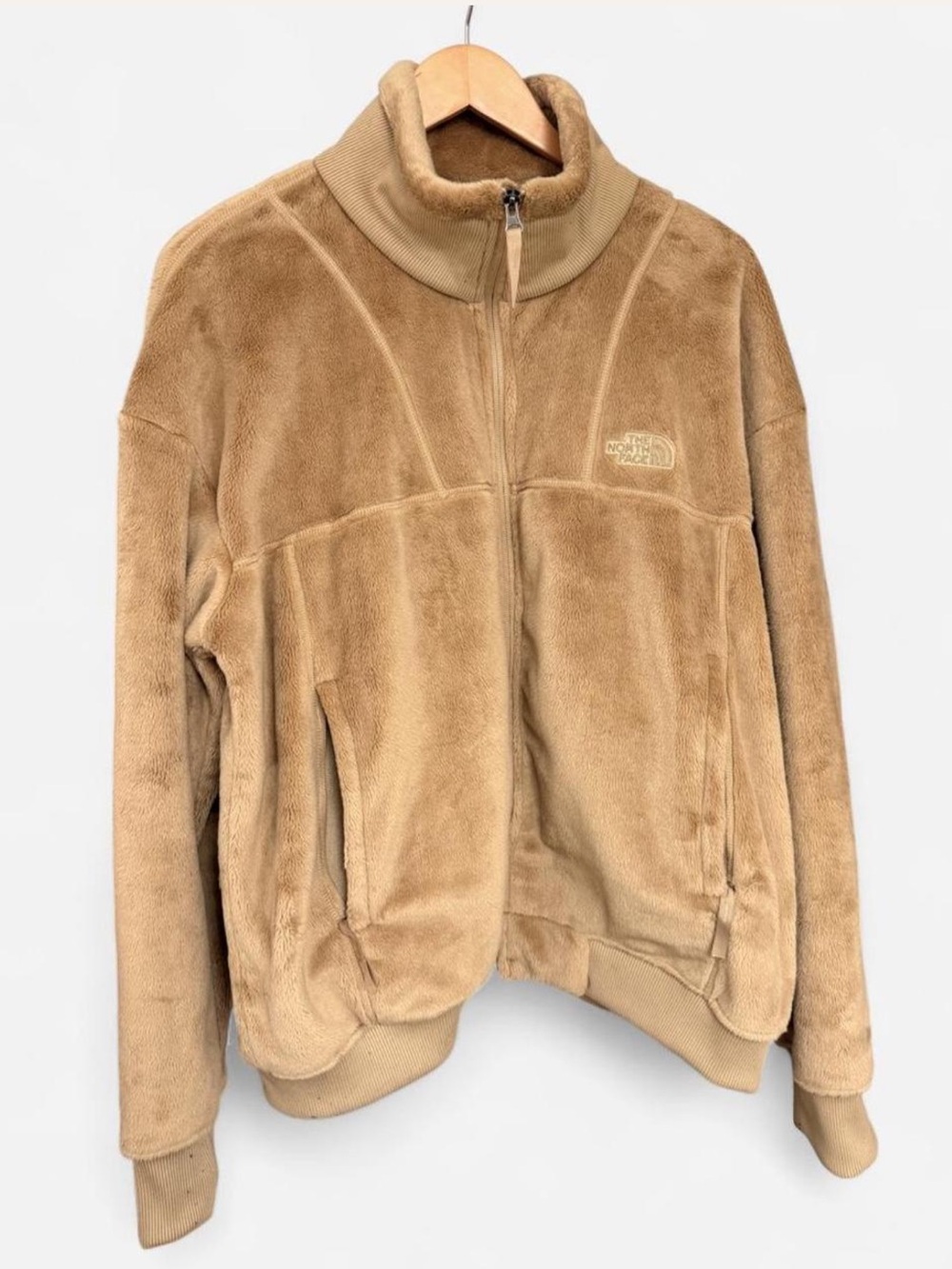 The North Face Women's Osito Lux Jacket in Khaki Stone